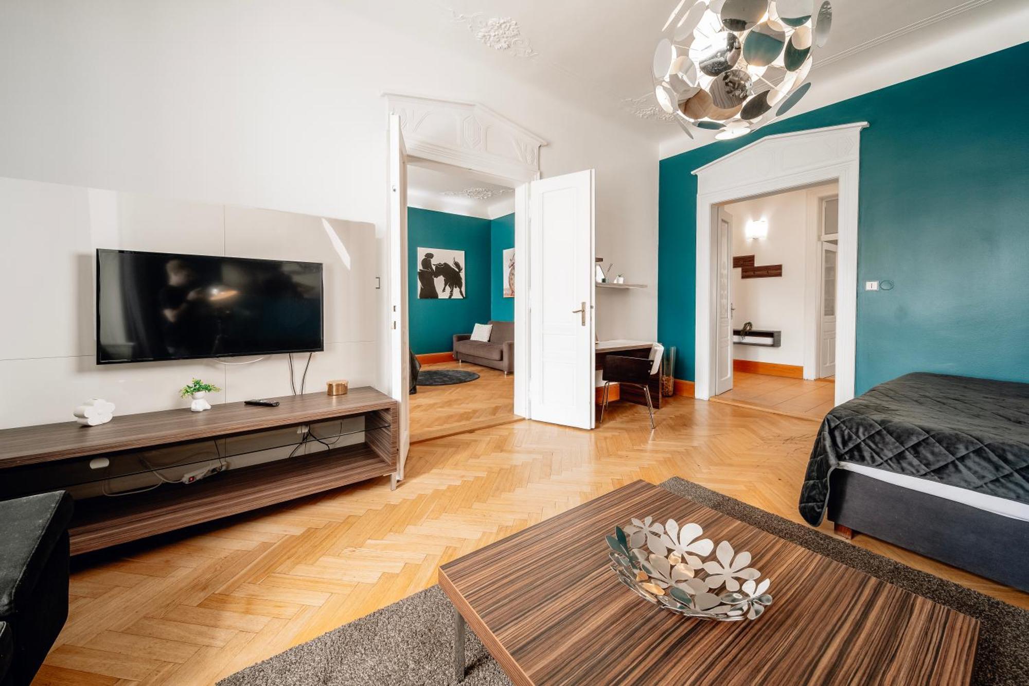 Apartment Heritage Haven Charming 3br Center Prague